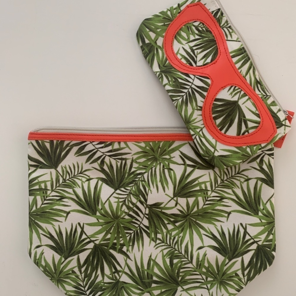 New Makeup Bag With Sunglasses Holder